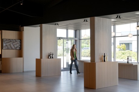 espace-degustation-vin-maubec Espace de dégustation de vin aménagé à Maubec