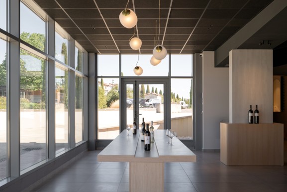 renovation-caveau-degustation-maubec Rénovation d'un caveau de dégustation à Maubec dans le Luberon